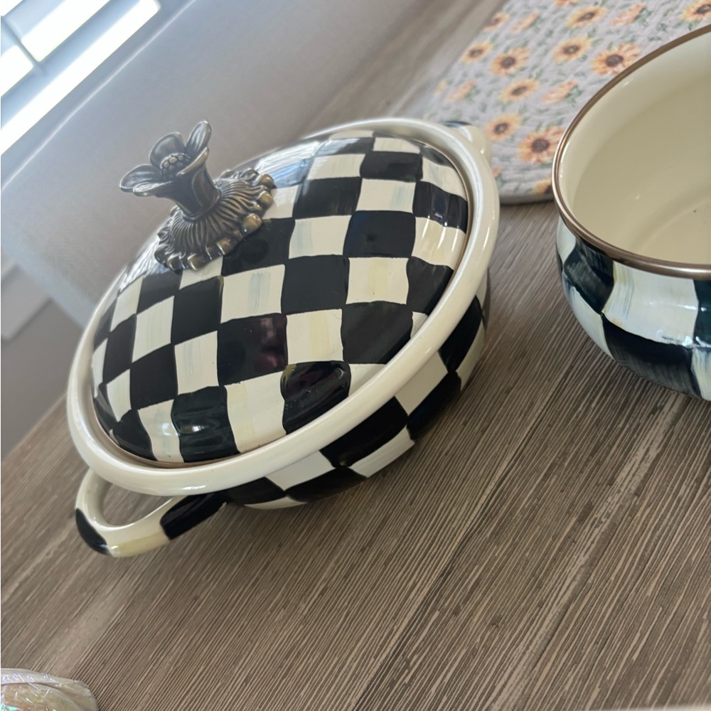 ‼️Retired item - RARE‼️Mackenzie Childs SMALL CASSERBOLE - Picture 2 of 2